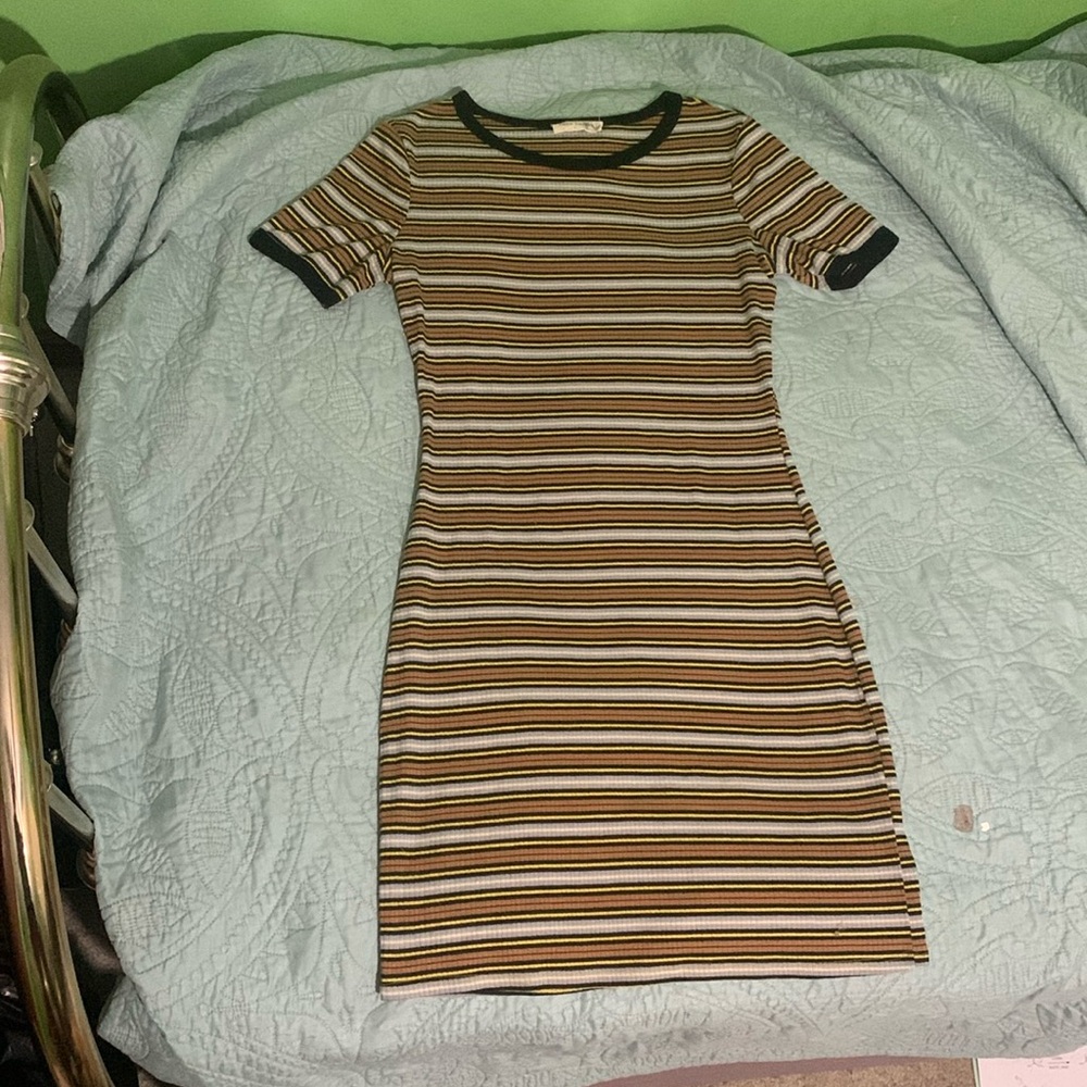 Short sleeve sweater dress